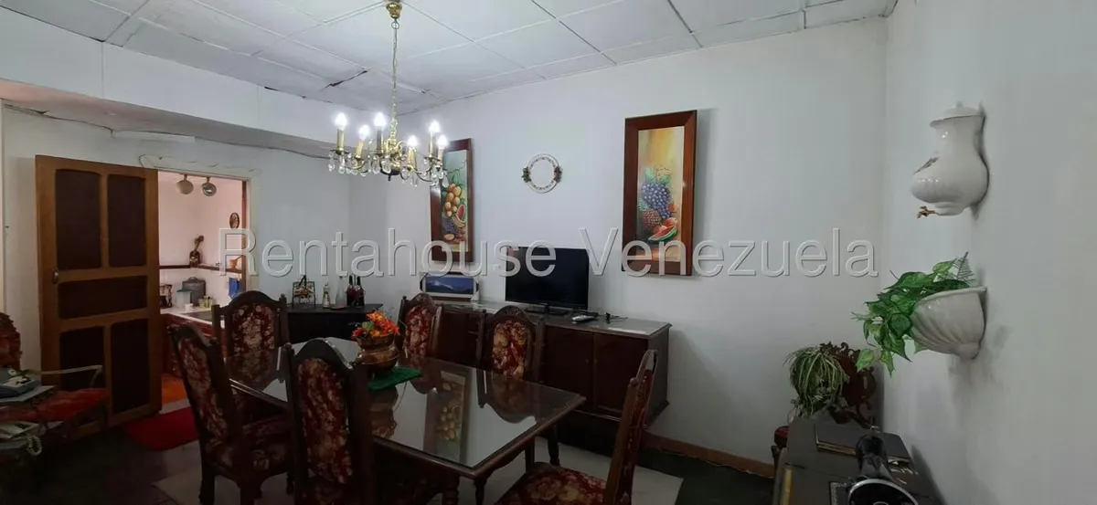 Casa (1 Nivel) en Venta en Avenida 16 de Septiembre, Merida - 6
