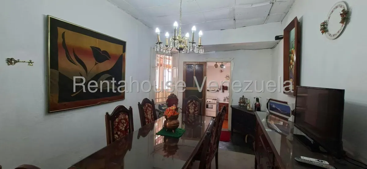 Casa (1 Nivel) en Venta en Avenida 16 de Septiembre, Merida - 8
