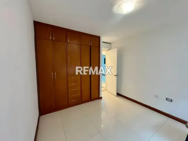 Apartamento. Venta. Pueblo Nuevo - 2