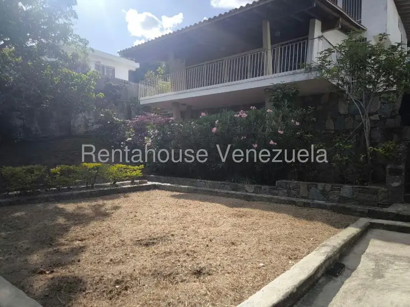 Casa (Multipes Niveles) en Venta en Cumbres de Curumo, Distrito Metropolitano