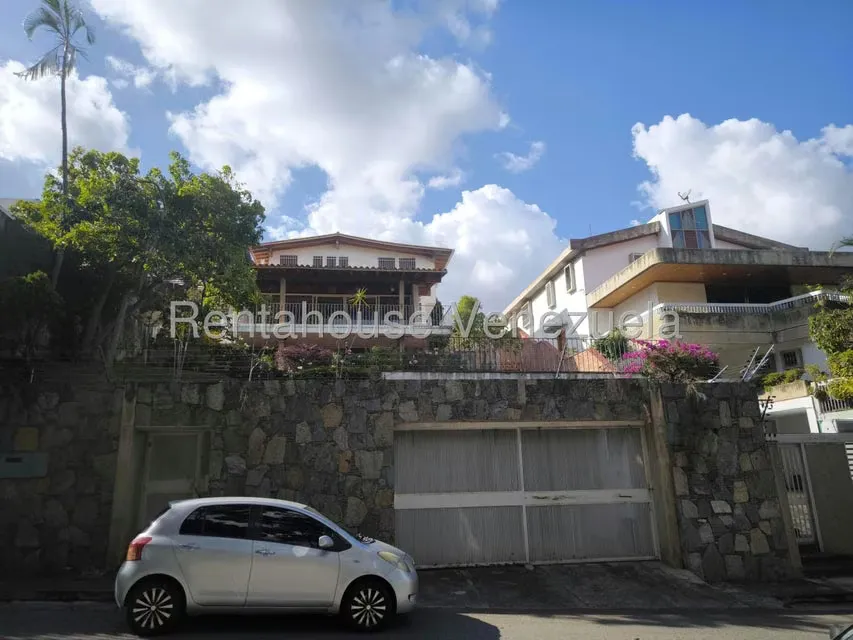 Casa (Multipes Niveles) en Venta en Cumbres de Curumo, Distrito Metropolitano - 3
