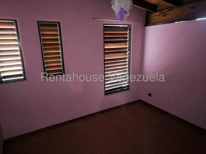 Casa (Multipes Niveles) en Venta en Cumbres de Curumo, Distrito Metropolitano - 41