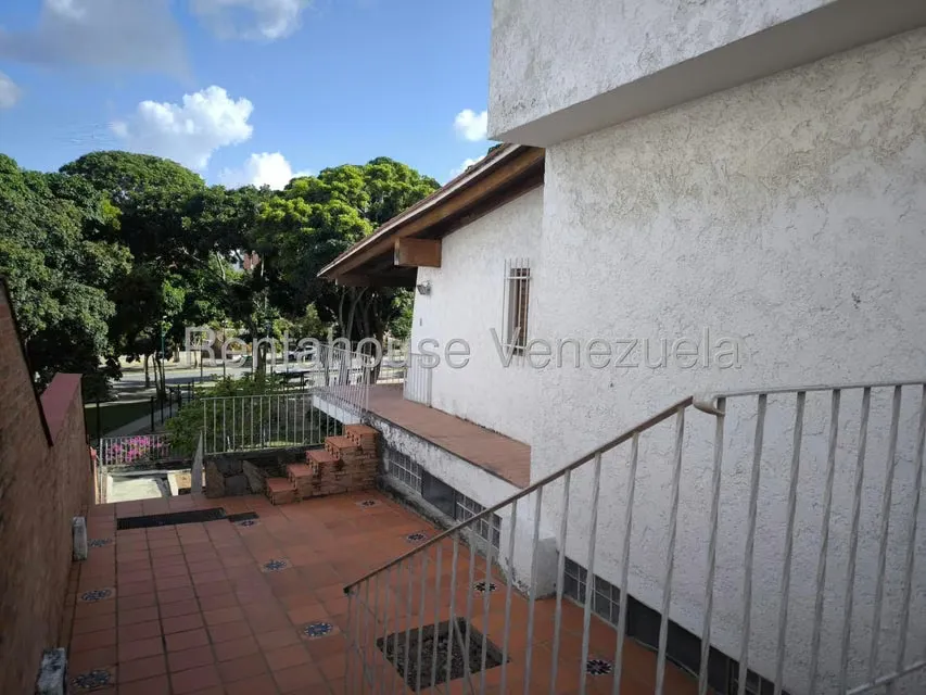Casa (Multipes Niveles) en Venta en Cumbres de Curumo, Distrito Metropolitano - 58