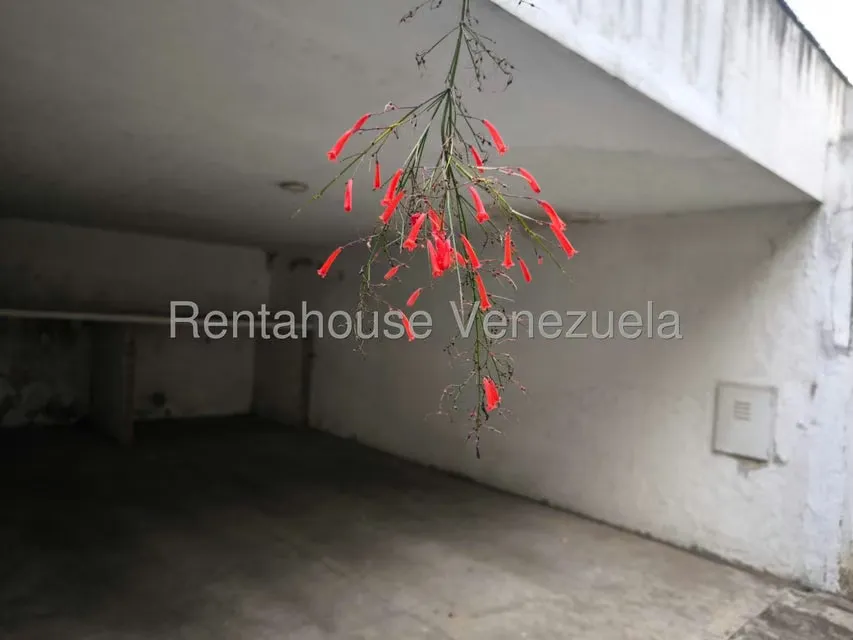 Casa (Multipes Niveles) en Venta en Cumbres de Curumo, Distrito Metropolitano - 7
