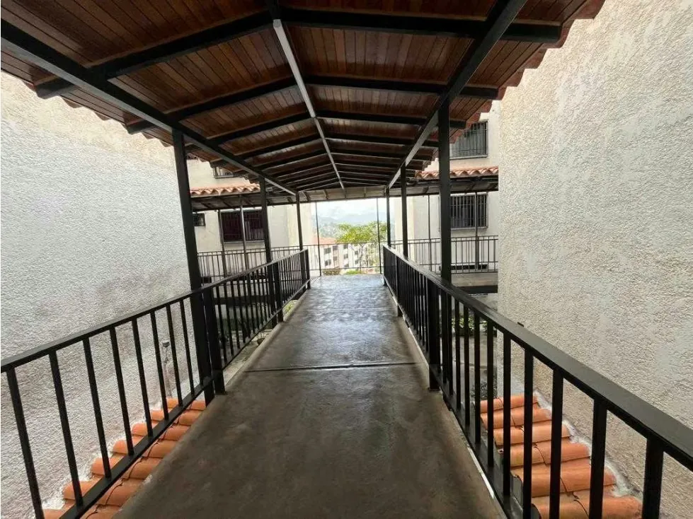 Apartamento en venta Los Teques Urb. La Quinta 75m2 - 2