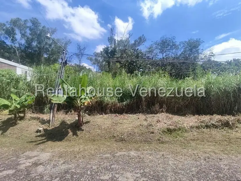 Terreno (Residencial) en Venta en Colinas de Guataparo, Carabobo