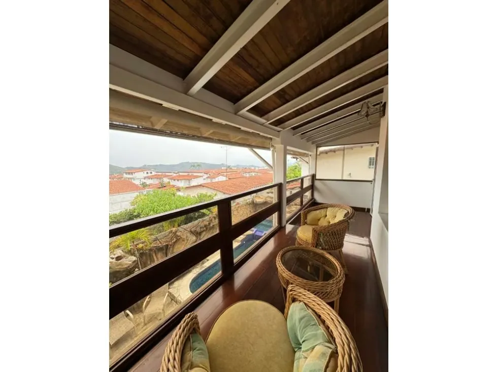 CASA EN ALQUILER 1.026 m2 - URB. ALTO PRADO - 23