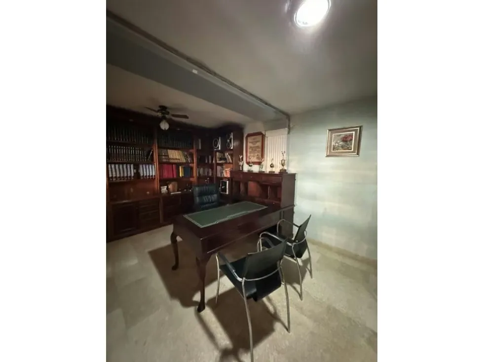 CASA EN ALQUILER 1.026 m2 - URB. ALTO PRADO - 4