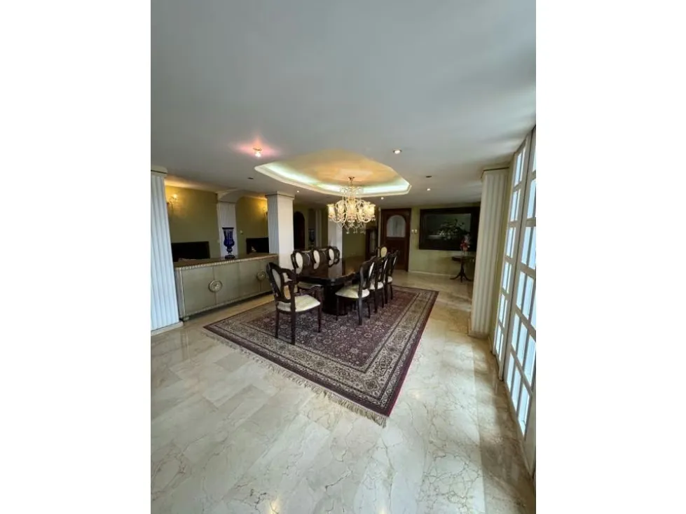 CASA EN ALQUILER 1.026 m2 - URB. ALTO PRADO - 6