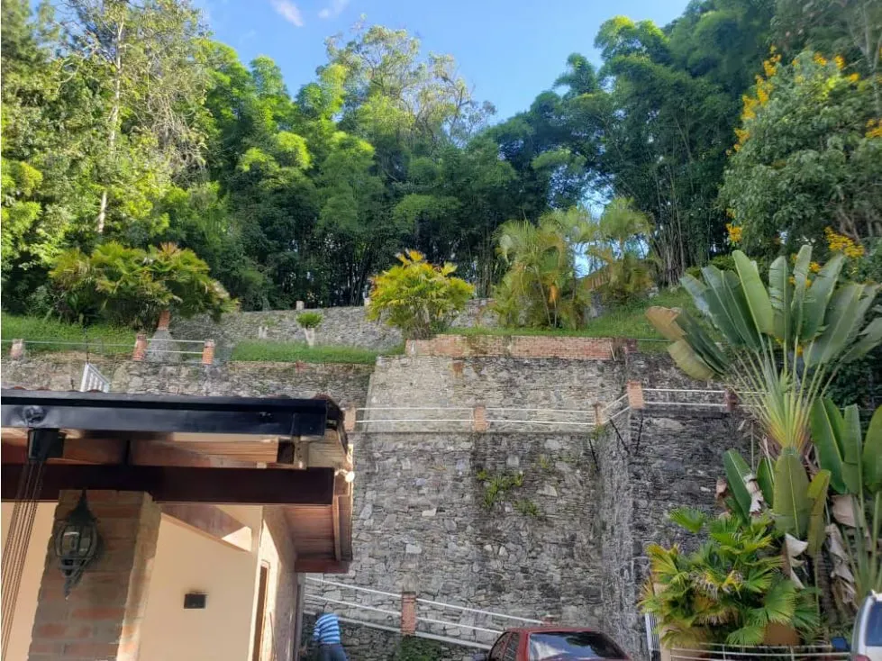 Se vende casa 500m2 4h+s/4.5+s/4p Las Marías - 3