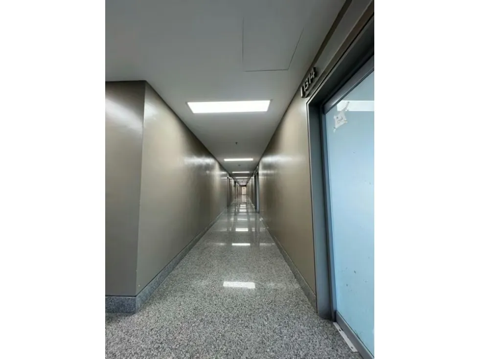 Vendo/alquilo oficina 284m2 Torre Madrid Las Mercedes 7741