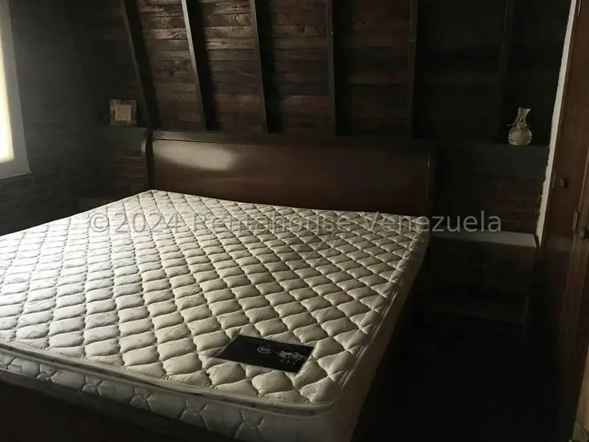 Townhouse (Duplex) en Venta en Via Principal, Trujillo - 16