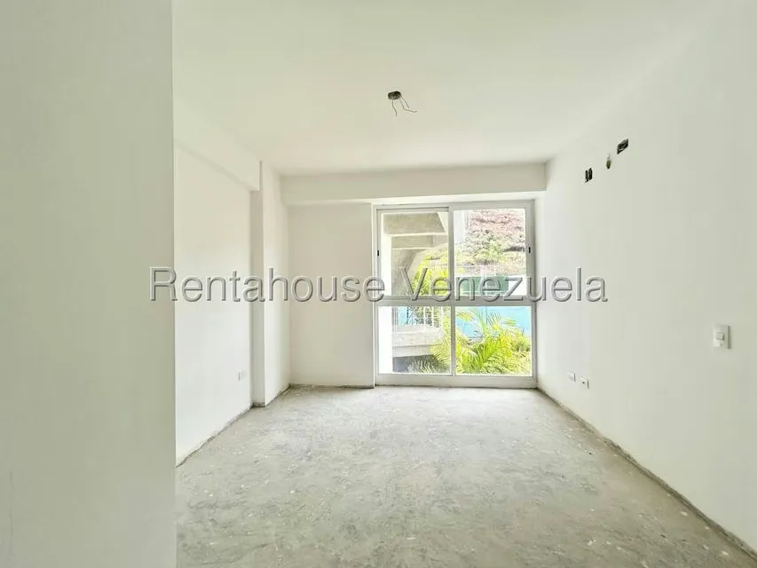 Apartamento (Duplex) en Venta en Solar del Hatillo, Distrito Metropolitano - 26