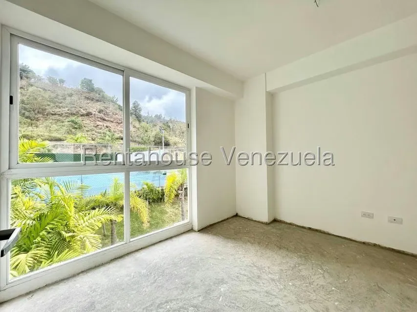 Apartamento (Duplex) en Venta en Solar del Hatillo, Distrito Metropolitano - 27