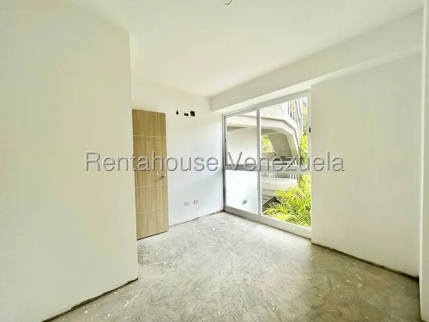 Apartamento (Duplex) en Venta en Solar del Hatillo, Distrito Metropolitano - 29