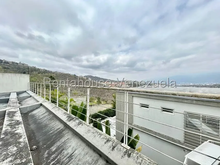 Apartamento (Duplex) en Venta en Solar del Hatillo, Distrito Metropolitano - 40