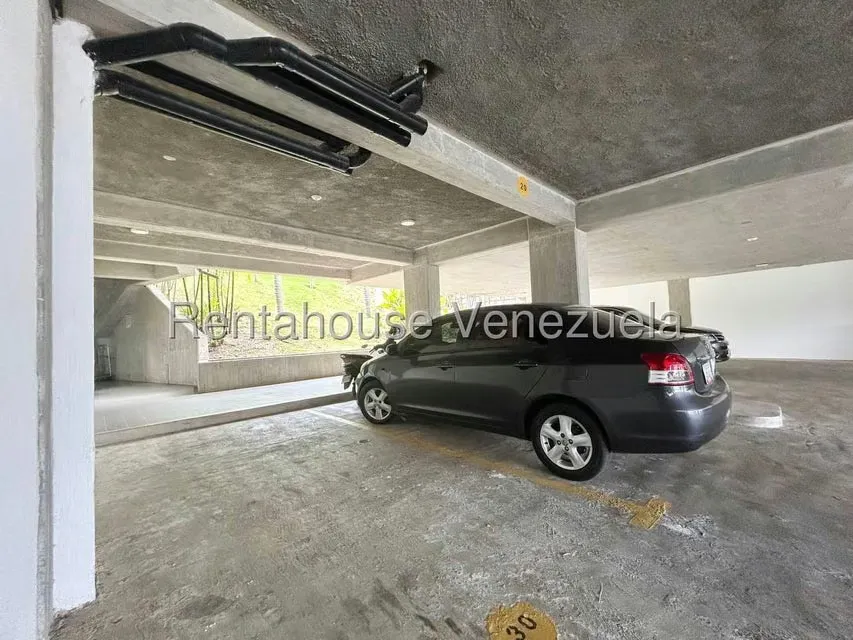 Apartamento (Duplex) en Venta en Solar del Hatillo, Distrito Metropolitano - 42