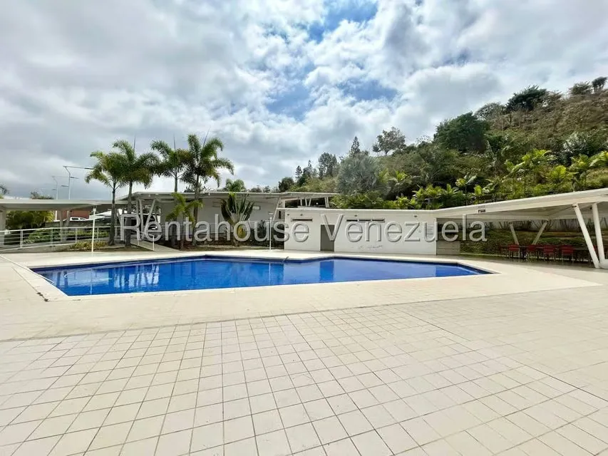 Apartamento (Duplex) en Venta en Solar del Hatillo, Distrito Metropolitano - 46