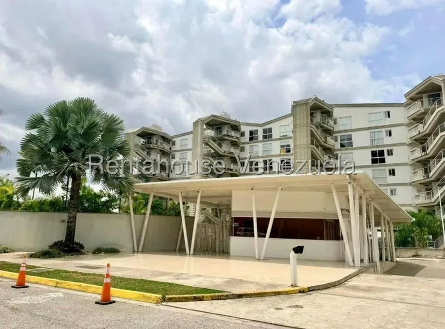 Apartamento (Duplex) en Venta en Solar del Hatillo, Distrito Metropolitano - 53