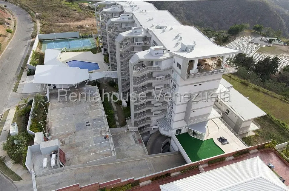 Apartamento (Duplex) en Venta en Solar del Hatillo, Distrito Metropolitano - 59