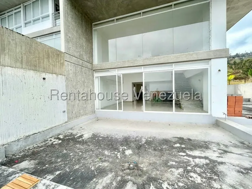 Apartamento (Duplex) en Venta en Solar del Hatillo, Distrito Metropolitano - 10