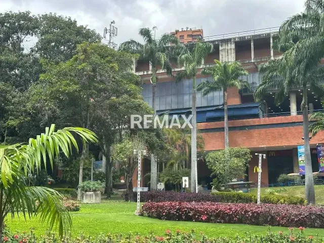 LOCAL COMERCIAL SANTA FE 220 MTS - 3