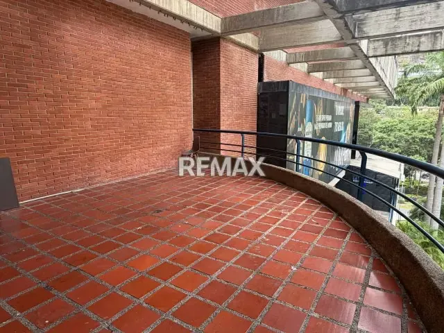 LOCAL COMERCIAL SANTA FE 220 MTS - 5