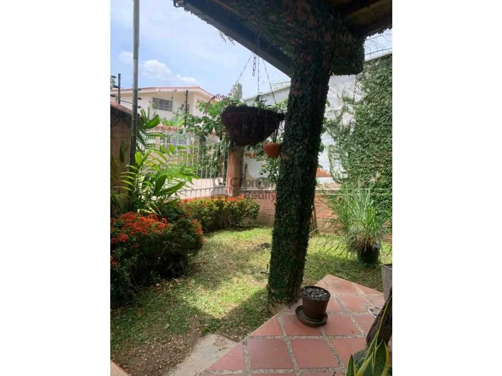 Venta de Casa de 2 plantas en Urb Prebo calle cerrada - 2