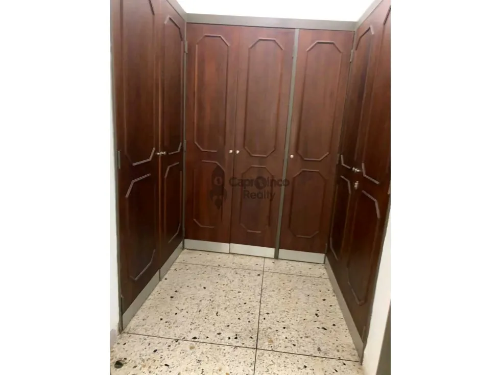 Venta de Casa de 2 plantas en Urb Prebo calle cerrada - 21