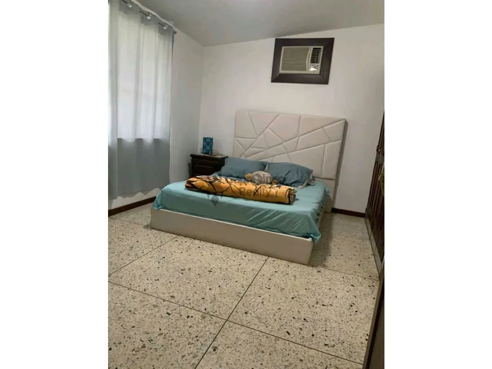 Venta de Casa de 2 plantas en Urb Prebo calle cerrada - 22