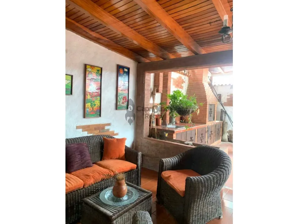 Venta de Casa de 2 plantas en Urb Prebo calle cerrada - 9