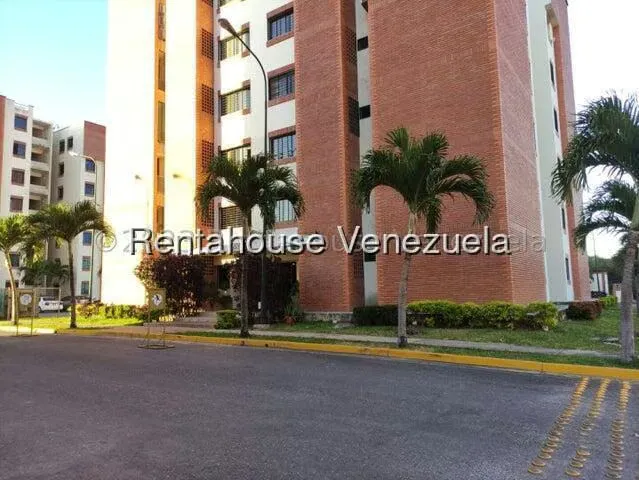 Apartamento (1 Nivel) en Alquiler en Parque Las Trinitarias, Lara - 19