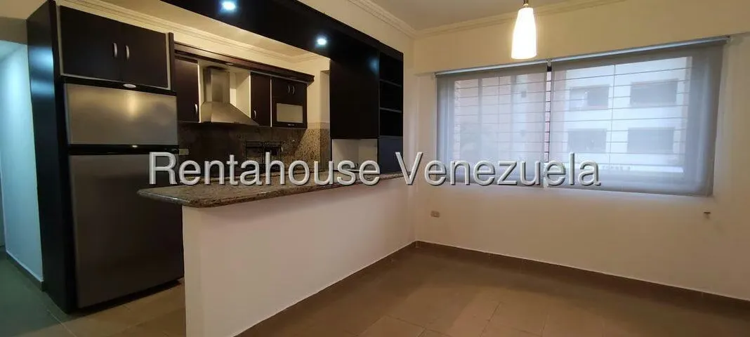 Apartamento (1 Nivel) en Alquiler en Parque Las Trinitarias, Lara - 5