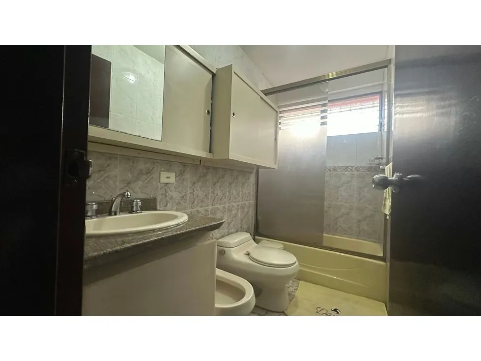 VENTA DE CASA EN ALTO PRADO - 5