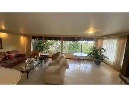 View 10