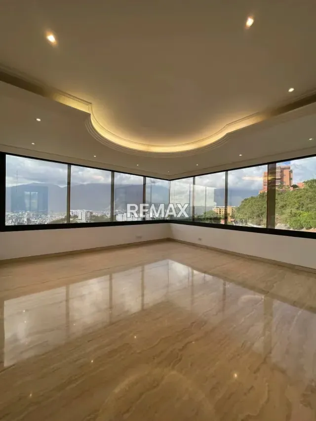 Apartamento en Lomas de San Roman - 2