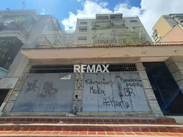 LOCAL COMERCIAL EN LA CANDELARIA - 2