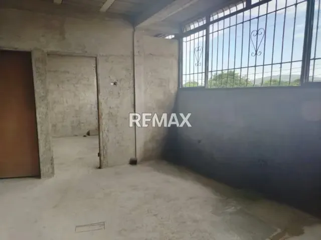 En Venta Apartamento en Obra Gris en la zona Norte, Sector Sabana Grande. - 5