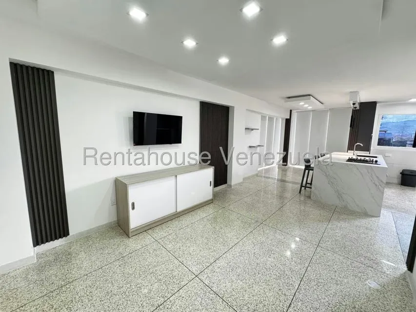 Apartamento (1 Nivel) en Alquiler en Santa Monica, Distrito Metropolitano - 18