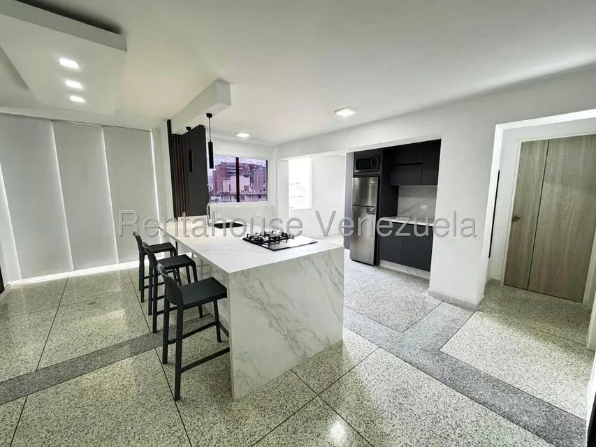 Apartamento (1 Nivel) en Alquiler en Santa Monica, Distrito Metropolitano - 19
