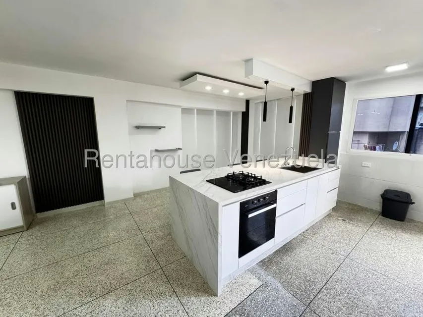 Apartamento (1 Nivel) en Alquiler en Santa Monica, Distrito Metropolitano - 20