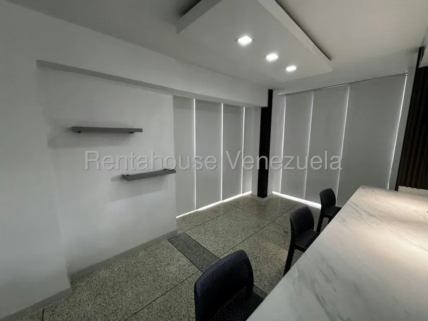 Apartamento (1 Nivel) en Alquiler en Santa Monica, Distrito Metropolitano - 21