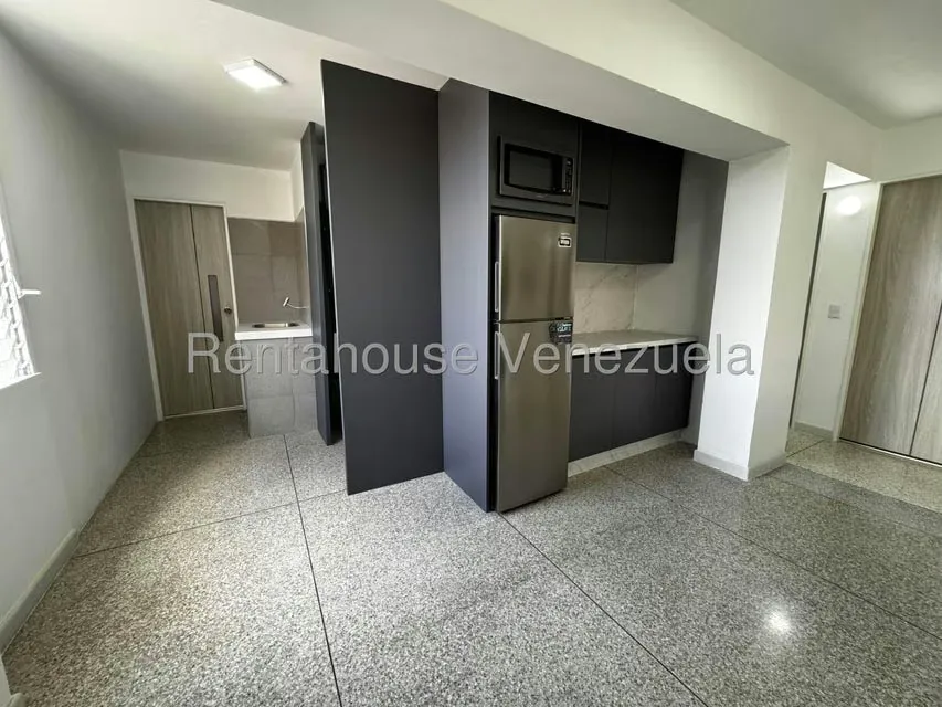 Apartamento (1 Nivel) en Alquiler en Santa Monica, Distrito Metropolitano - 7