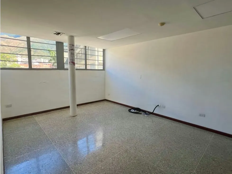 En Venta Planta Industrial en Boleita Sur, Sucre - Caracas - 18
