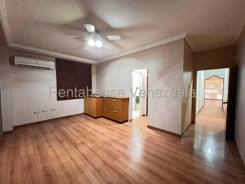 Apartamento (1 Nivel) en Venta en Centro, Aragua - 21