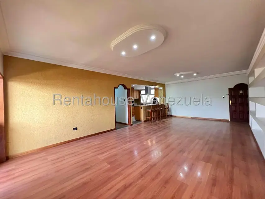 Apartamento (1 Nivel) en Venta en Centro, Aragua - 24
