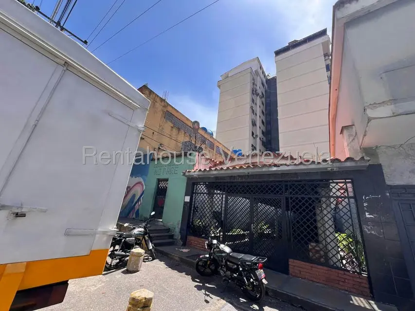 Apartamento (1 Nivel) en Venta en Centro, Aragua - 34