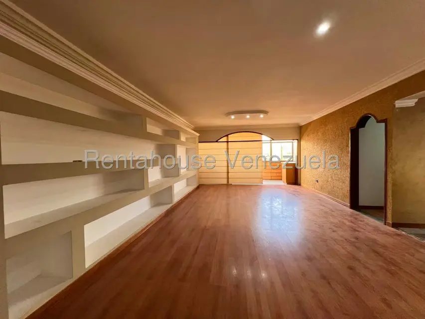 Apartamento (1 Nivel) en Venta en Centro, Aragua - 10