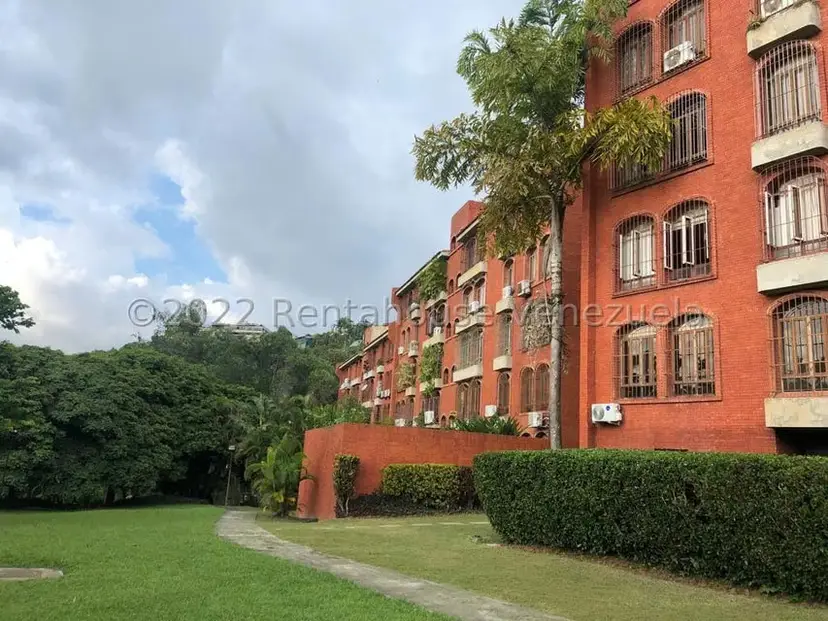 Apartamento (Planta Baja) en Alquiler en La Tahona, Distrito Metropolitano