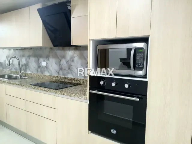 SE VENDE APARTAMENTO DÚPLEX MODERNO DE 94M² RES. DORAL BEACH - 10